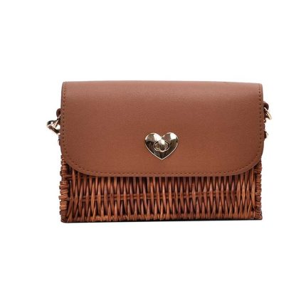 תיק קש ארוג בעיטור לב